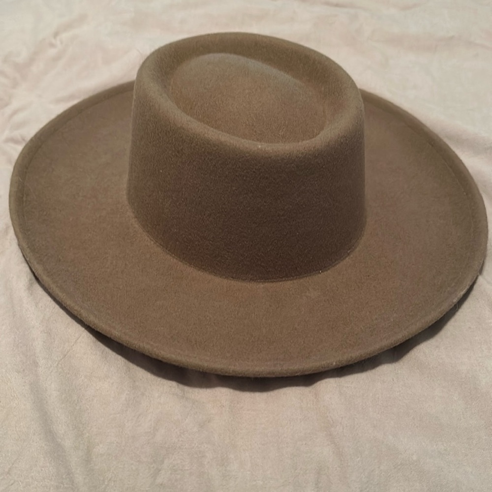 Size 55 Gigipip hat